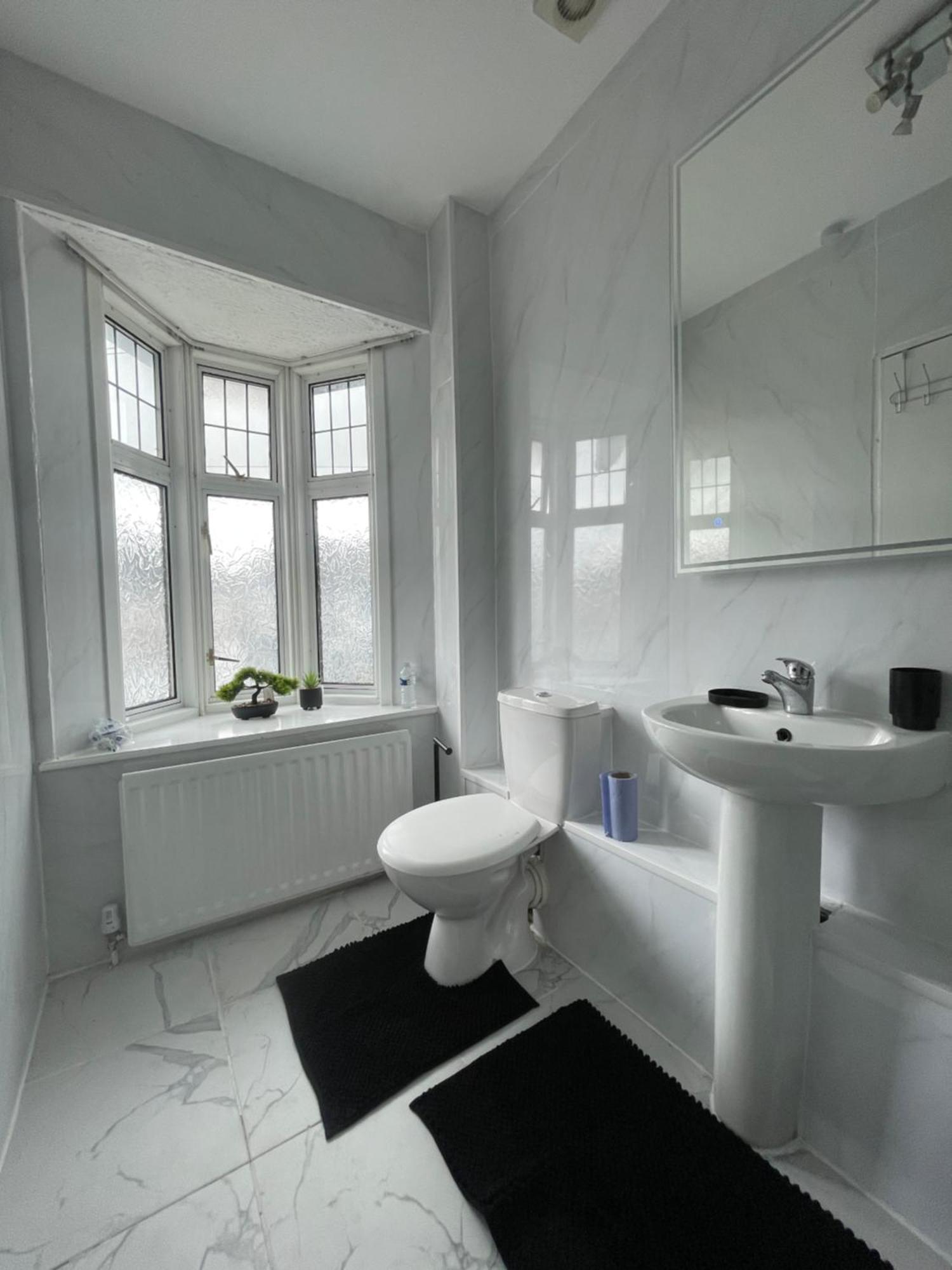 Cozy Private Rooms In Homestay Ilford Zewnętrze zdjęcie